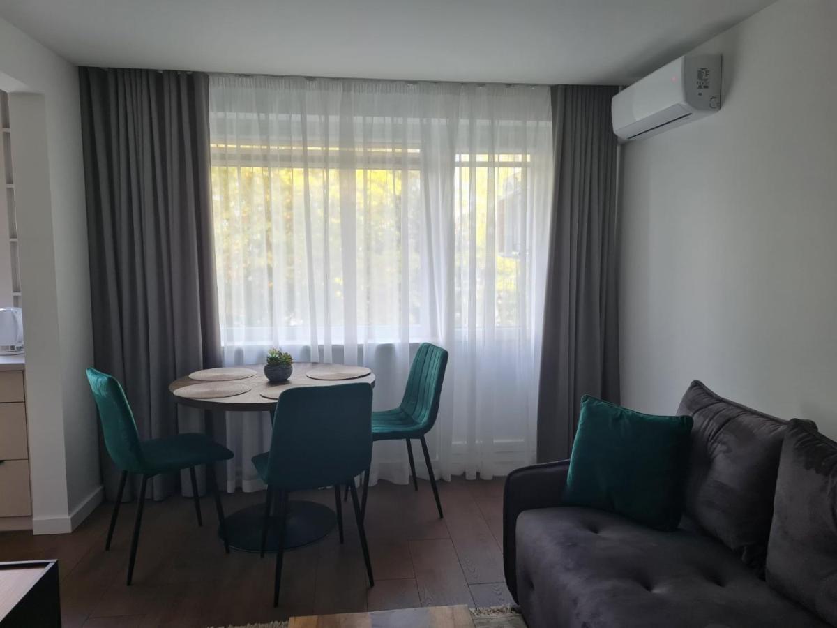 Talsa 1-Bedroom Apartment In City Center Siauliai Екстер'єр фото