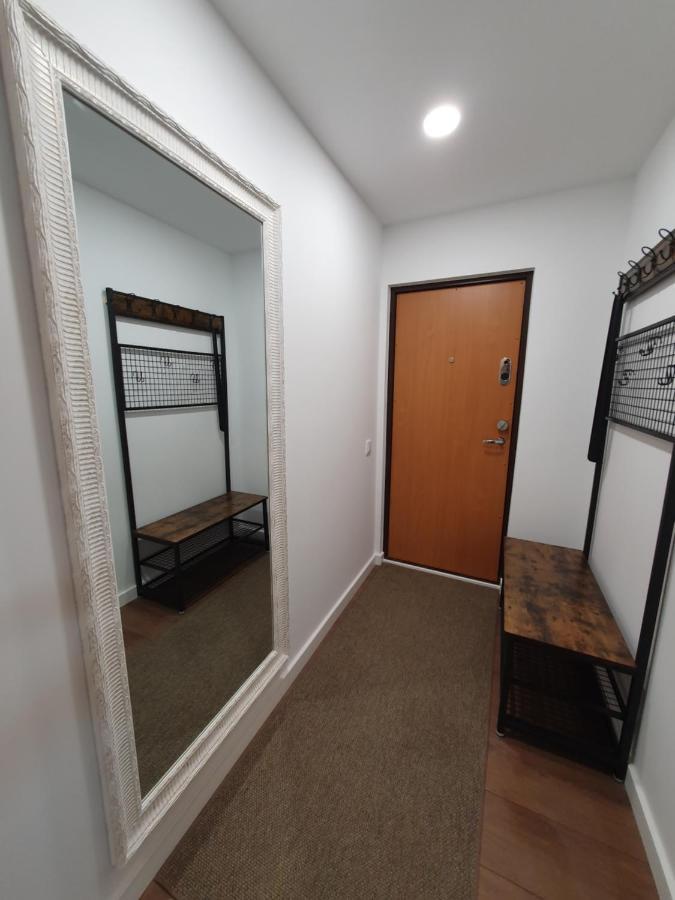Talsa 1-Bedroom Apartment In City Center Siauliai Екстер'єр фото
